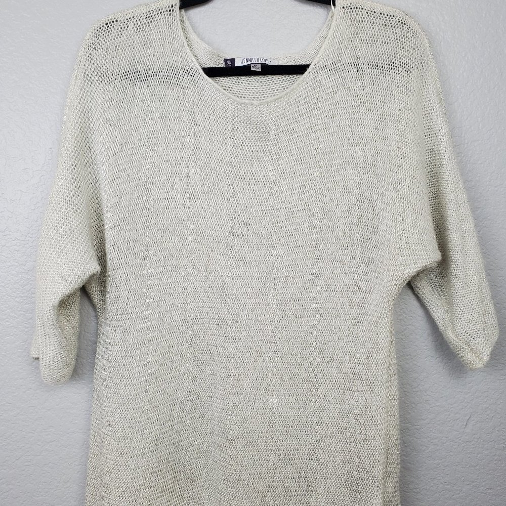 Jennifer Lopez,  3/4 sleeve, pullover over sweater